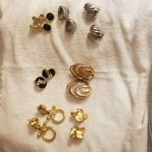 VINTAGE Goldtone clip-on Earrings LOT GC Estate sale find